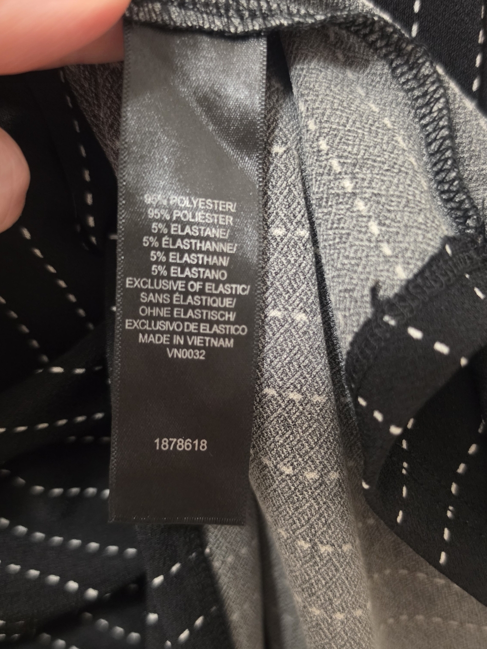 Adrianna Papell Black & White Pinstripe Blouse – Size XL - Picture 6 of 9